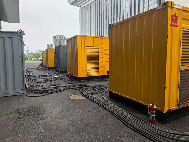 老街街道不同季节柴油发电机组保养有哪些注意事项?